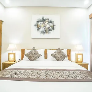 Putih Dcarik 3* Ubud