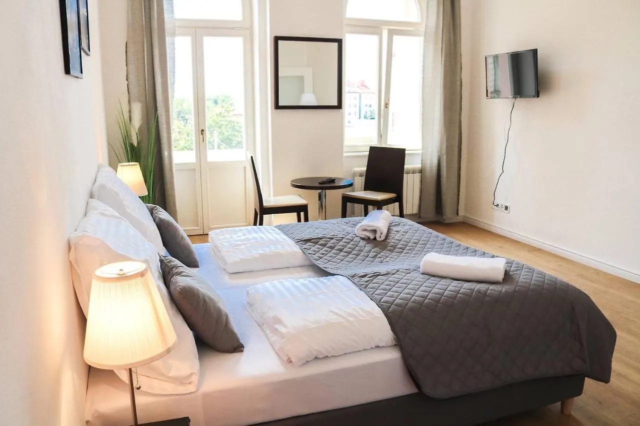 Rose Suites And Rooms Prague